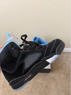 Jordan 5s Black Unc (2026) - SZ 9