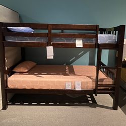Twin/twin Bunk Bed