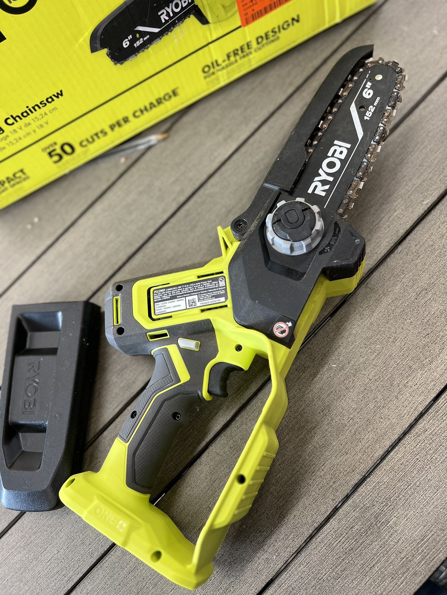 RYOBI ONE+ 18V 6 in. Cordless Battery Compact Pruning Mini Chainsaw (Tool Only)