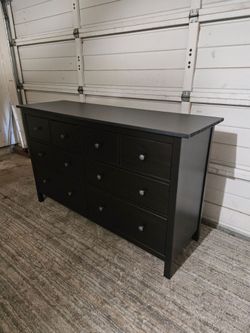 8-Drawer Dresser, Good Conditions 👍,  Black Color, Measurement: W 63" x D  19.5" x H 37.5"