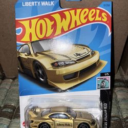 Lb super silhouette Nissan Silvia s15 Hotwheel