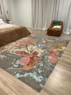 Rug wool 8x10
