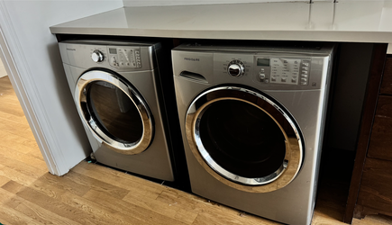 Used Frigidaire Washer AND Dryer Set