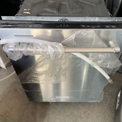 New Kitchen Aid Dishwasher 