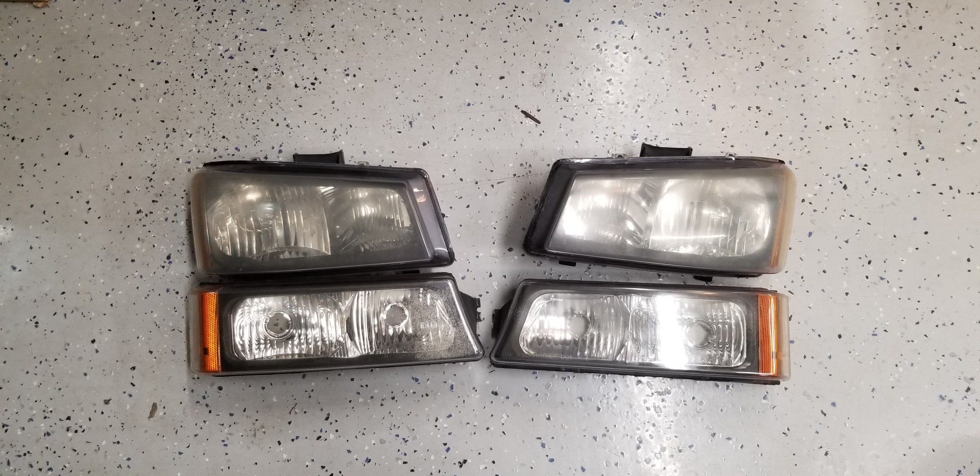 Chevy Silverado headlights 2003 - 2006