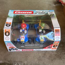 Luigi & Mario Kart Carrera RC Remote Racing Cars Combo Set Nintendo