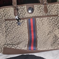 Tommy Hilfiger pruse