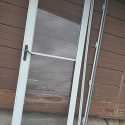 Storm Door. 32x79