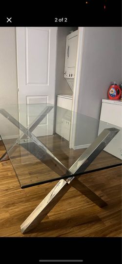 Glass z gallerie dinning table