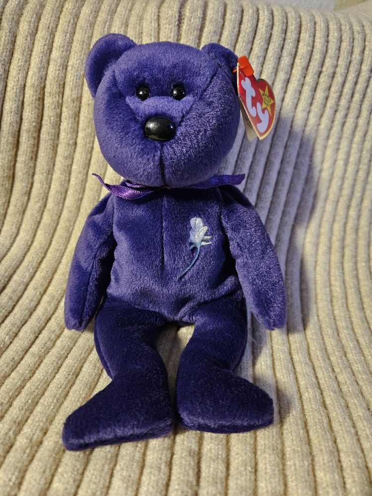 **Beanie Baby Princess Diana Bear - Original and Pristine Condition**