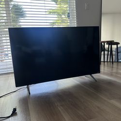 Tv And Soundbar