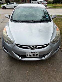 2012 Hyundai Elantra