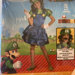 Girl Luigi costume
