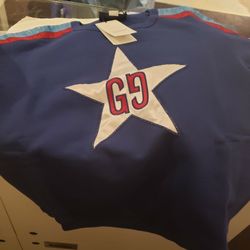 Gucci Sweater  MEN SM. AUTHENTIC  RARE FIND