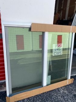 CWS 53x50 1/2 HORIZONTAL IMPACT WINDOW