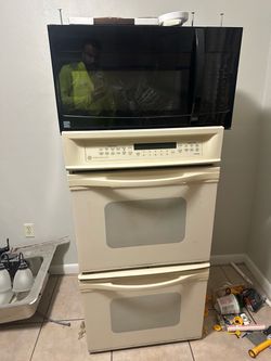 Kenmore Microwave