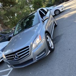 2012 Mercedes-Benz R-Class