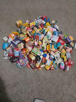 Mini Brands