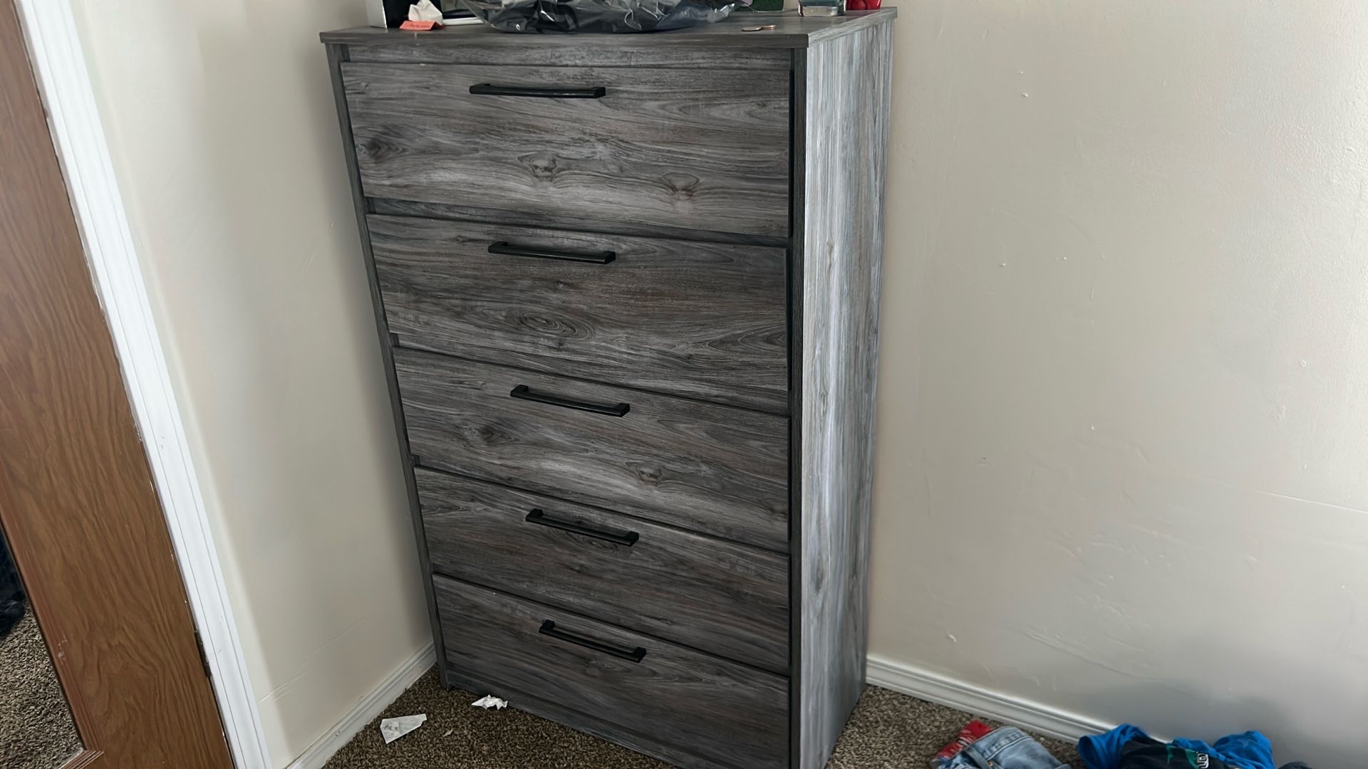 5 Draw Dresser Used But Very Good Condition