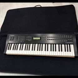 Alesis QS6.1 Synthesizer