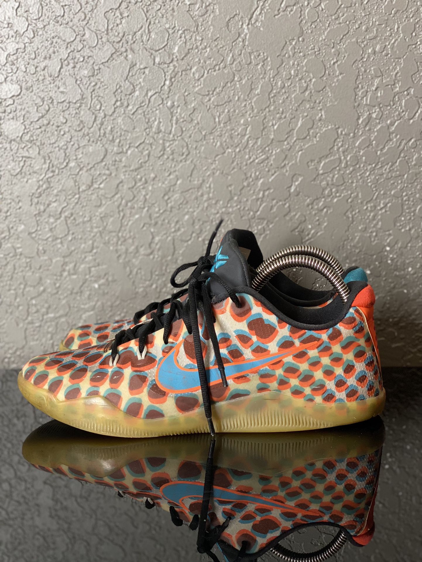 NIKE KOBE 11 XI 