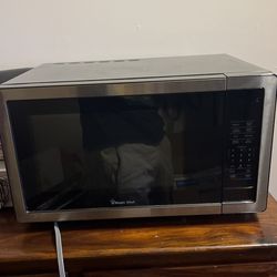 Brand New Microwave