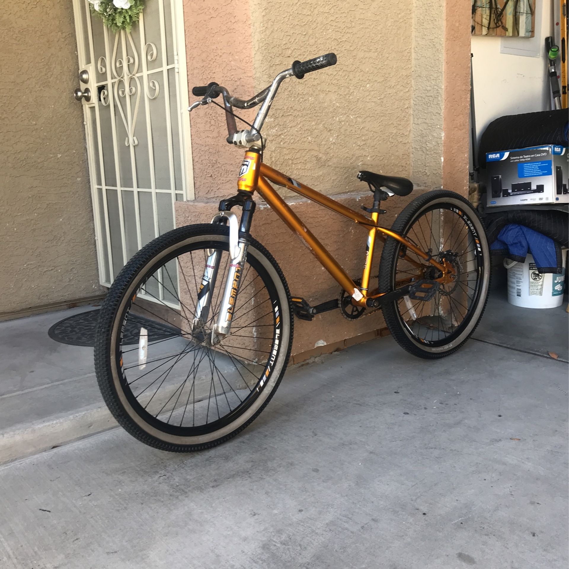 26” Pt26 Pump track Mongoose Bike