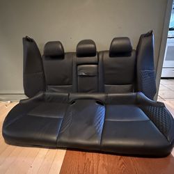 Q50 Rear Diamond Seats