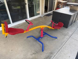 Gym Dandy 360 spinning kids seesaw teeter totter