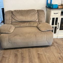 Double Recliner