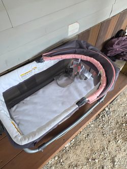 Babytrend Portable Crib