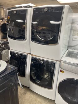 Lg steam washer 5.2 cu ft and dryer gas 9.0 cu ft /30” inch width