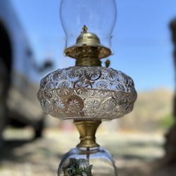 Antique Oil Lamp EAPG 1850 To 1900 flower Pattern 