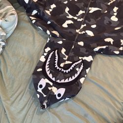 BLACK WHITE CAMO BAPE JACKET GLOW IN THE DARK 