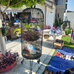Heavy duty bird cage 
