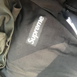 Supreme box logo black on black bogo