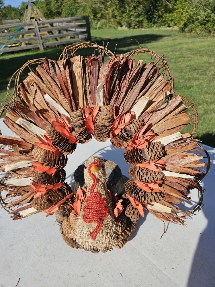 $10.00 - 16" Fall/Thanksgiving TURKEY Centerpiece Or "Statement" Tabletop Accent - Gorgeous Craftmanship & Fall Colors!