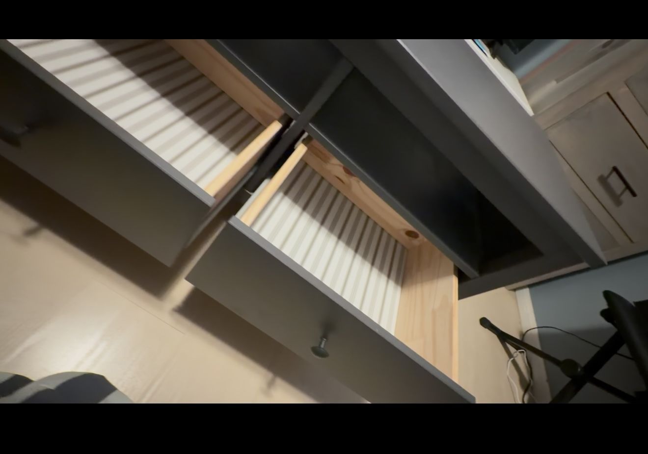 TV Console With Storage Drawers 