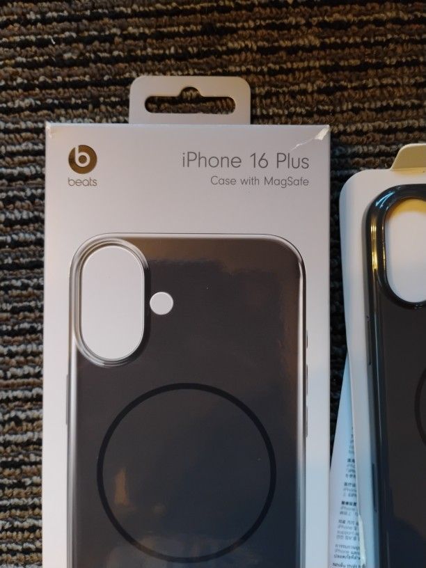 iPhone 16 +Beats Case