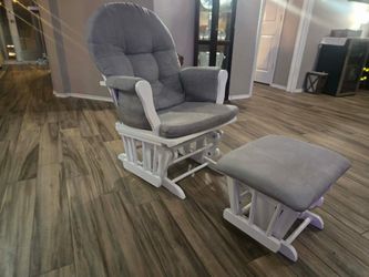 Grey/white rocking/nursery recliner/chair