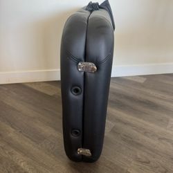 Massage Table/bed