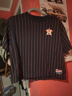 Women’s Astros shirt