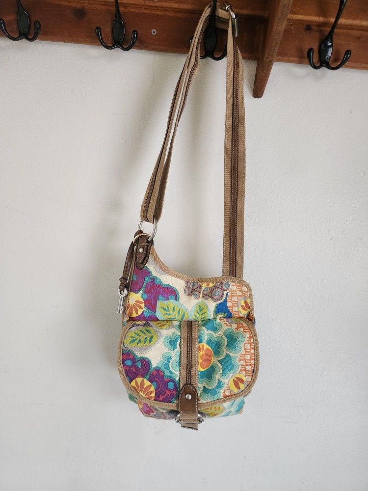 Fossil Floral Crossbody Purse Bag Buckle Accents. 