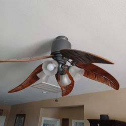 Palm leaf 46" ceiling fan.