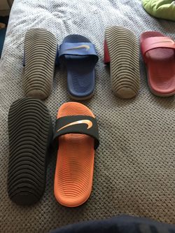 Boys size 6 youth nikes slides