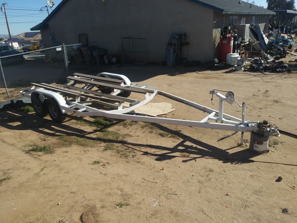 23-ft V-drive V bottom boat trailer