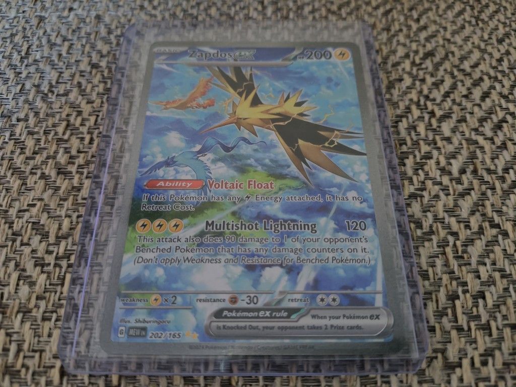 Pokemon 151 Zapdos SIR