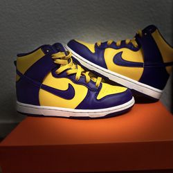 Nike Dunks- Lakers Kids 2y 