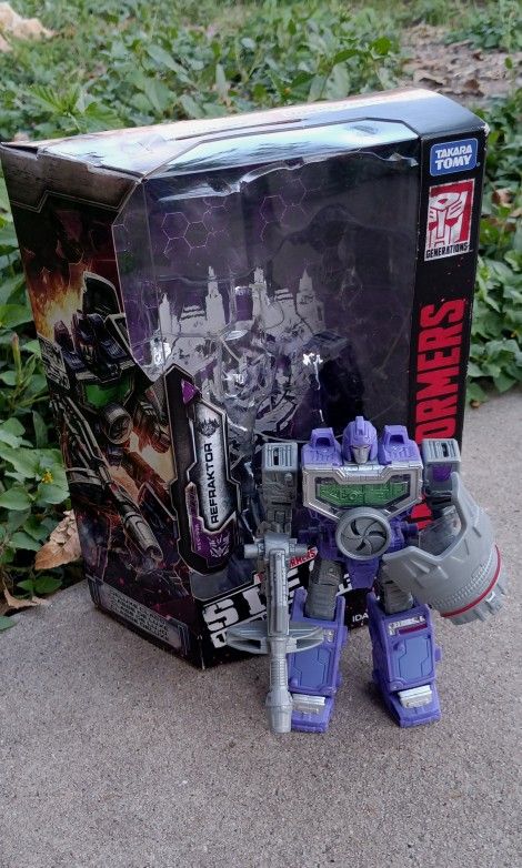 Transformers Siege Refraktor