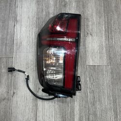 21-25 Chevy Tahoe Suburban Tail Light Left Driver LED OEM 85618751 #251101